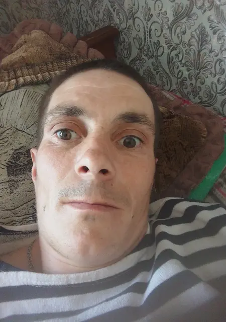 Александр из Биробиджана, ищу на сайте знакомства на одну ночь