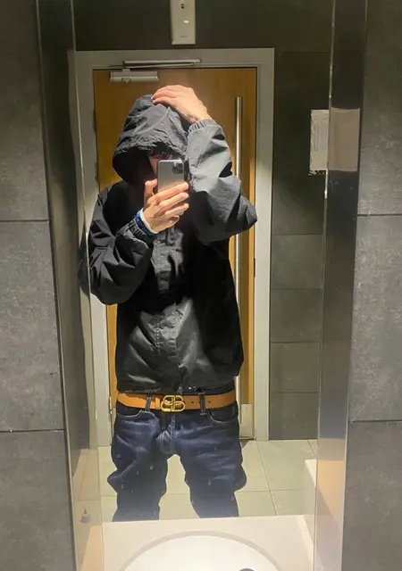 Я Андрей, 19, из Ульяновска, ищу знакомства без обязательств