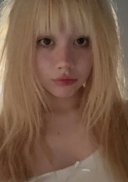 Настя из Ставрополя, мне 20, познакомлюсь для вирта