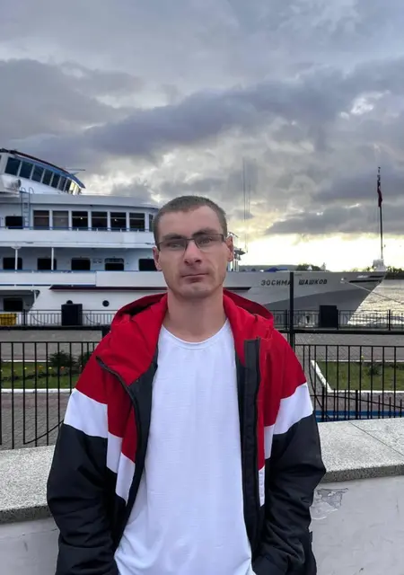 Timur из Нягани, мне 25, познакомлюсь на одну ночь