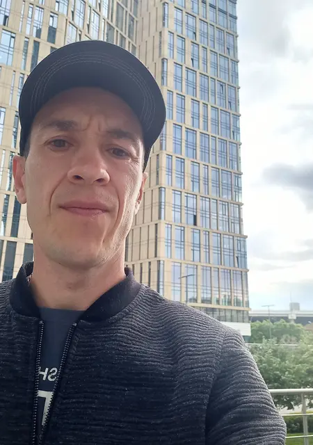 Александр из Серпухова, мне 39, познакомлюсь на одну ночь