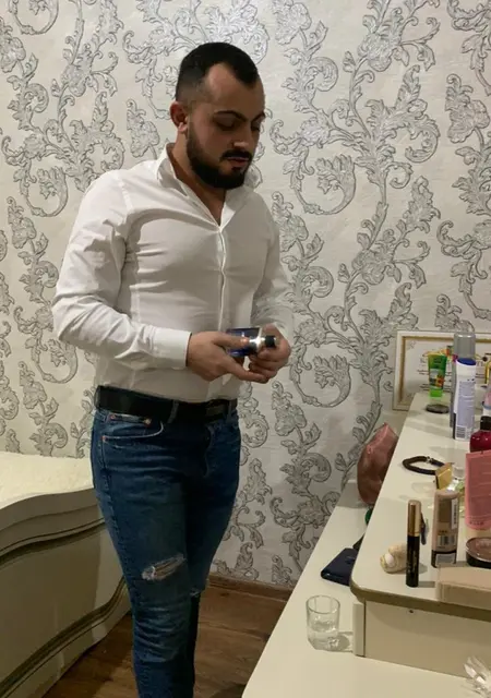 Петрос из Москвы, мне 30, познакомлюсь для вирта