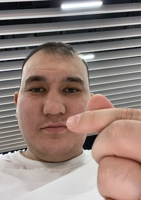 Темирлан из Алдана, мне 25, познакомлюсь на одну ночь