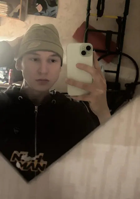 Люха из Челябинска, мне 19, познакомлюсь на одну ночь