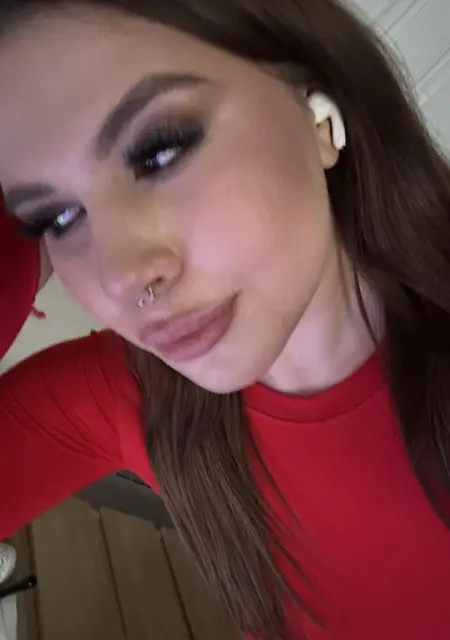 Я Angelina, 19, знакомлюсь для вирта в Москве