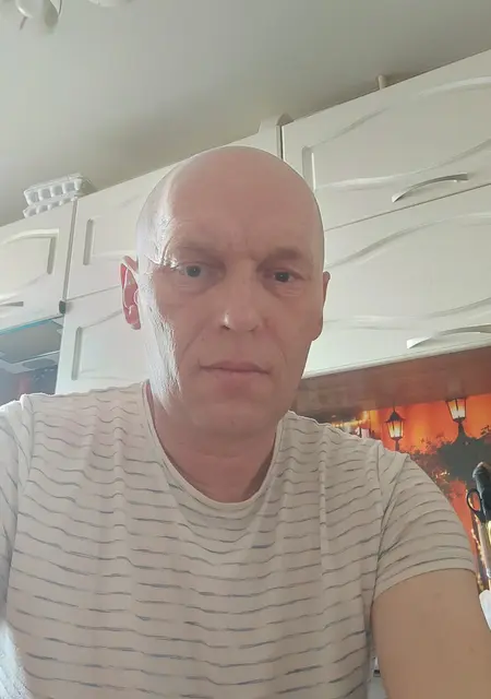 Андрей из Каменска-Уральского, ищу на сайте знакомства на одну ночь