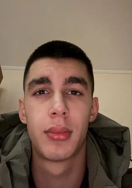 Я Гамзат, 21, из Симферополя, ищу знакомства без обязательств