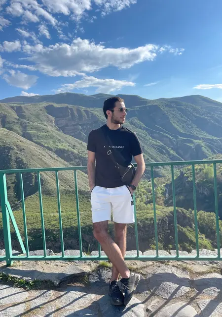 Ара из Балашихи, мне 21, познакомлюсь на одну ночь