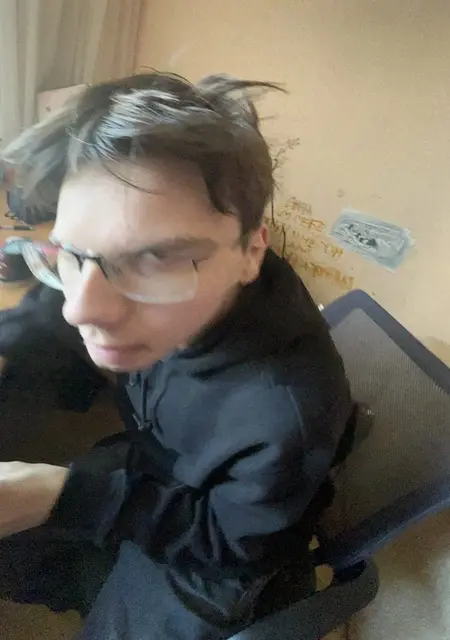 Я Мартьём, 20, из Челябинска, ищу знакомства на одну ночь