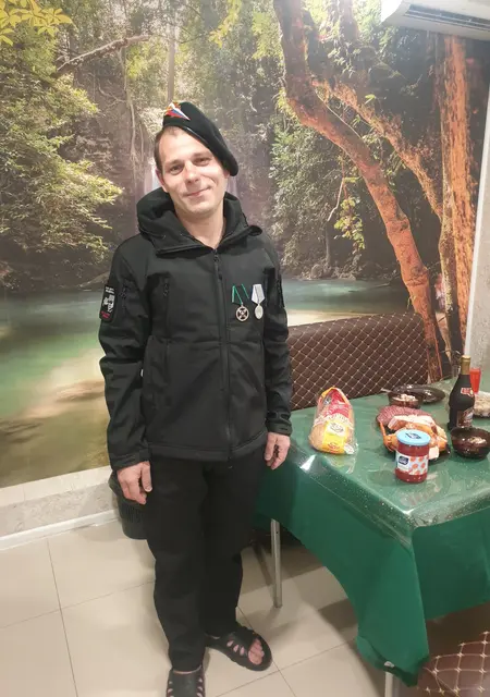 Артур из Геленджика, мне 40, познакомлюсь на одну ночь