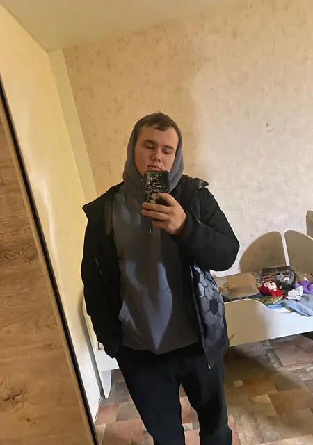 Евгений из Пересвета, ищу на сайте знакомства на одну ночь