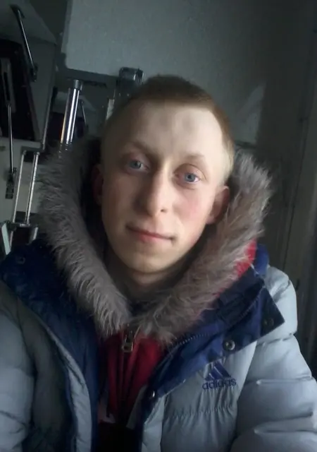 Я Сергей, 31, знакомлюсь для общения в Бологом