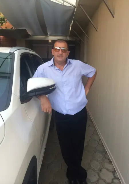 Я Бек, 55, из Нальчика, ищу знакомство для общения