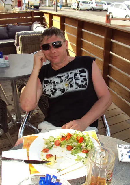 Я Андрей, 65, знакомлюсь на одну ночь в Домодедове