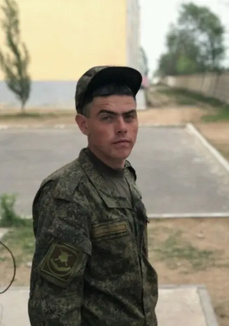 Дима из Киселевска, мне 28, познакомлюсь на одну ночь