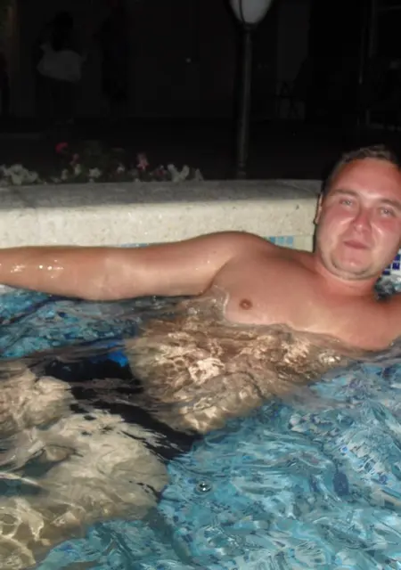 Я Юрий, 39, знакомлюсь без обязательств в Озерске