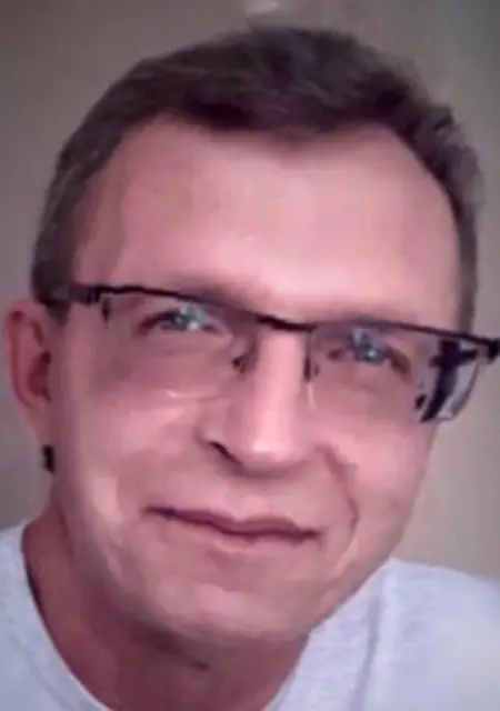 Александр Евстрато из Бобруйска, ищу на сайте знакомства без обязательств