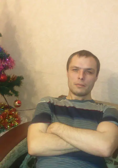 Я Дмитрий, 44, из Нижнего Тагила, ищу знакомства на одну ночь