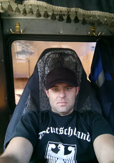 Я Сергей, 33, знакомлюсь без обязательств в Киселевске