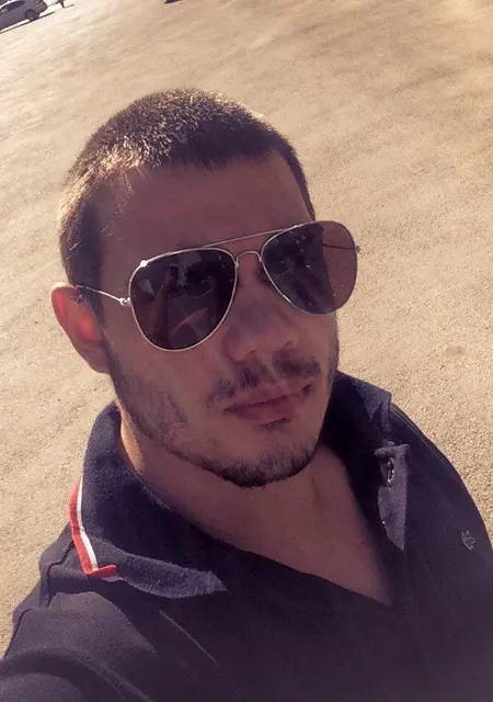 Я Вадик, 29, из Ишима, ищу знакомства без обязательств