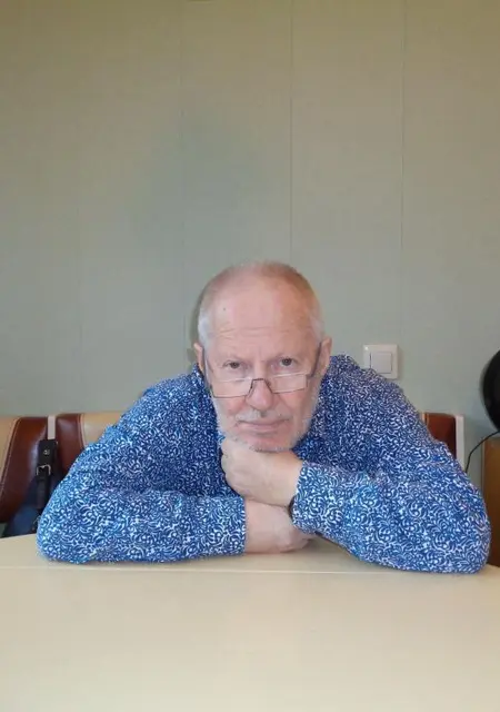 Я Сергей, 72, знакомлюсь для дружбы в Сочи