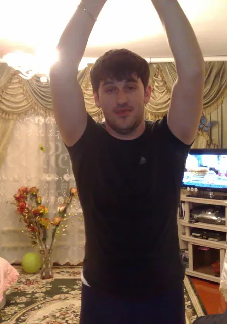 Я Динислам, 40, знакомлюсь без обязательств в Карачаевске