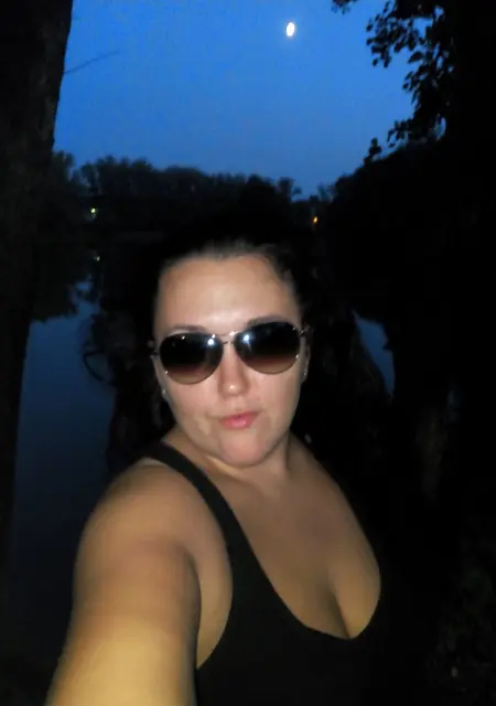 Анна из Минска, мне 39, познакомлюсь для дружбы
