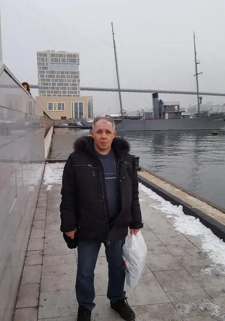 Арсений из Таганрога, ищу на сайте знакомства на одну ночь