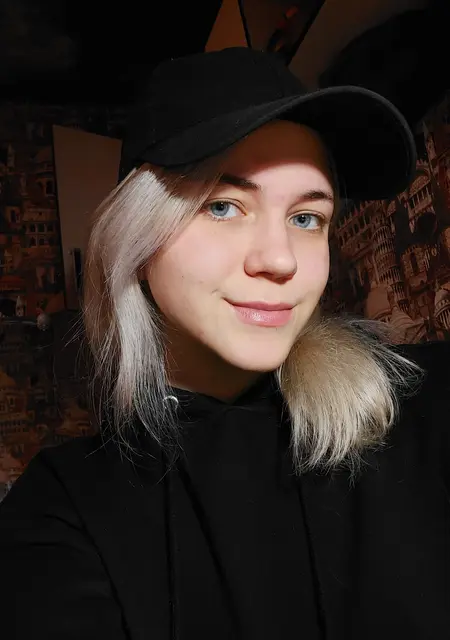 Лена из Воронежа, мне 20, познакомлюсь на одну ночь