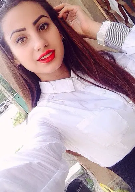 Аня из Уссурийска, мне 35, познакомлюсь без обязательств