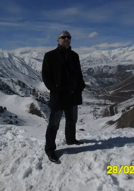 Я Олег, 58, из Казани, ищу знакомства без обязательств