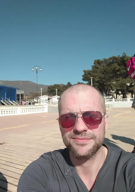 Я Анатолий, 47, знакомлюсь на одну ночь в Екатеринбурге