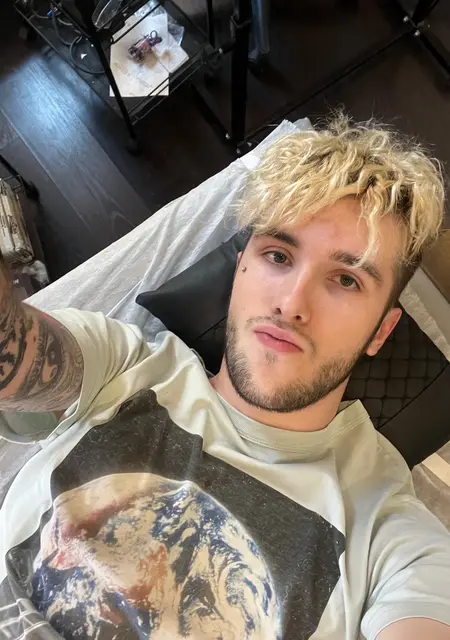 Андрей из Твери, мне 22, познакомлюсь для приятного времяпровождения