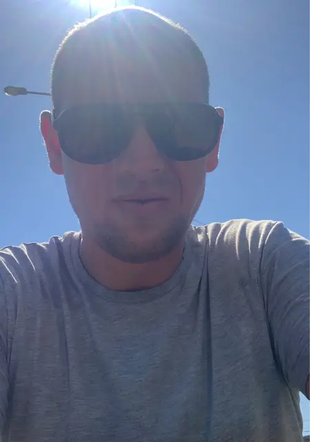 Я Евгений, 38, знакомлюсь без обязательств в Донецке