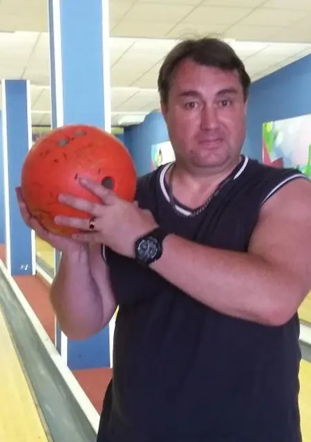 Я Илья, 50, из Чистополя, ищу знакомство для постоянных отношений