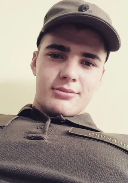 Я Данил, 25, знакомлюсь без обязательств в Днепре