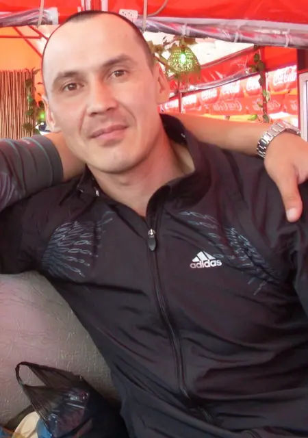 Саша из Якутска, мне 47, познакомлюсь без обязательств