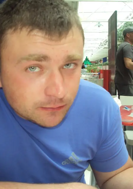 Я Игорь, 39, из Зеленодольска, ищу знакомства на одну ночь