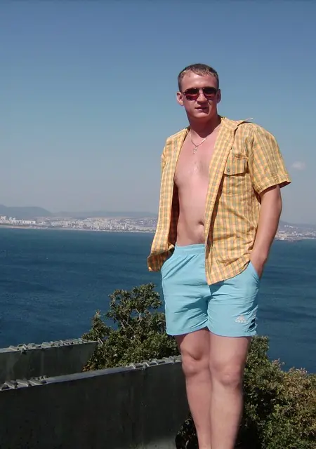 Колян из Дальнереченска, мне 38, познакомлюсь без обязательств