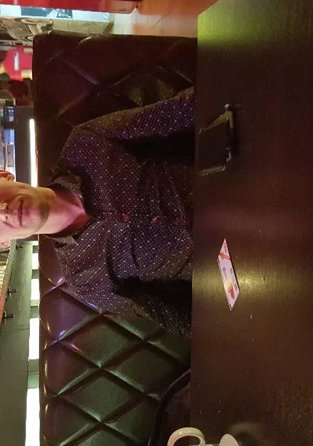 Я Александр, 43, знакомлюсь без обязательств в Магнитогорске