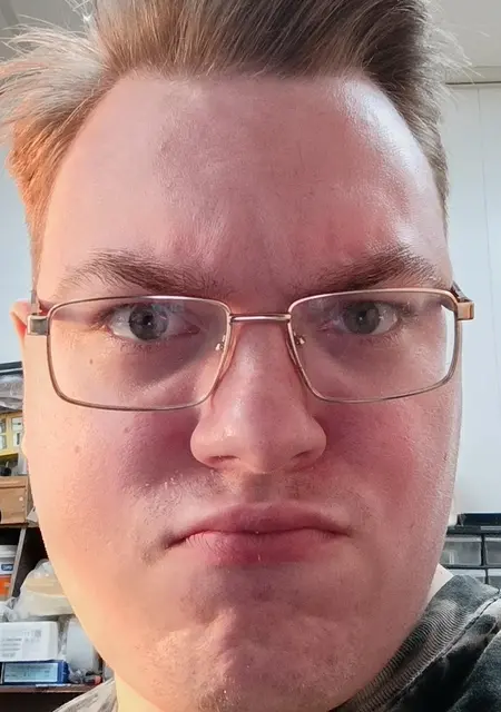 Я Никита, 21, из Норильска, ищу знакомства без обязательств