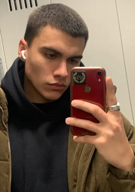 Я Ruslan, 21, знакомлюсь без обязательств в Владимире