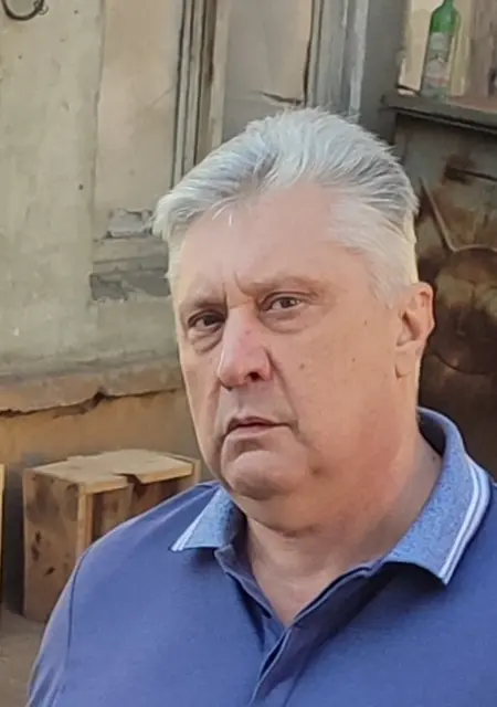 Артур из Балашихи, ищу на сайте знакомства на одну ночь