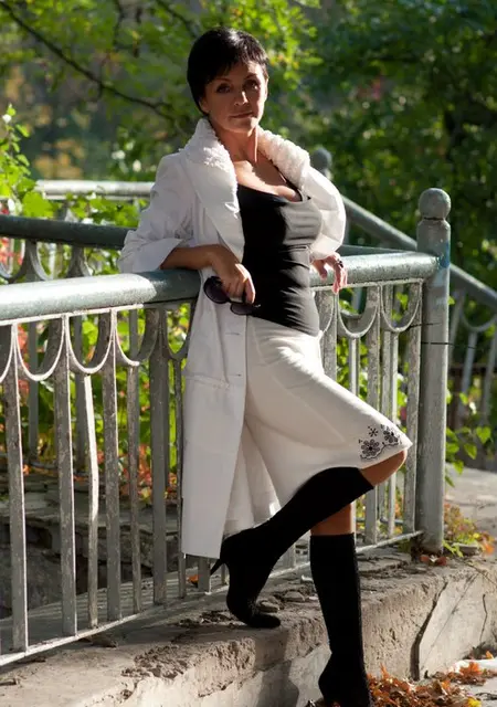 Я Марина, 55, знакомлюсь для постоянных отношений в Санкт-Петербурге