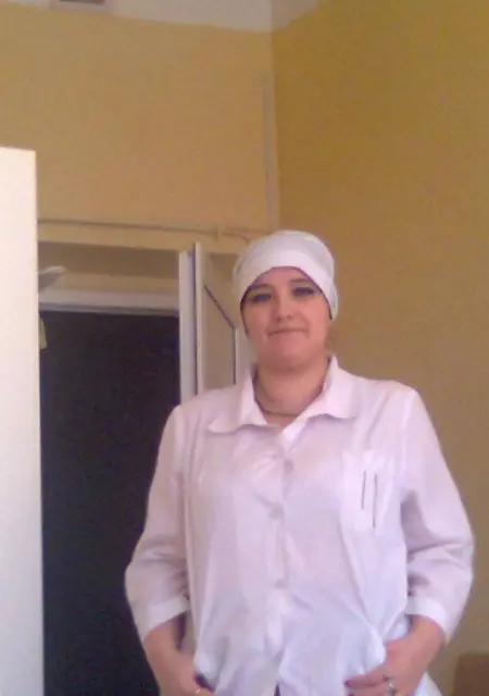 Елена из Нижнего Новгорода, мне 41, познакомлюсь на одну ночь