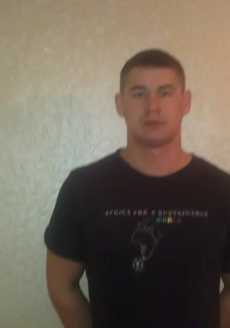 Я Олег, 39, из Димитровграда, ищу знакомство для постоянных отношений