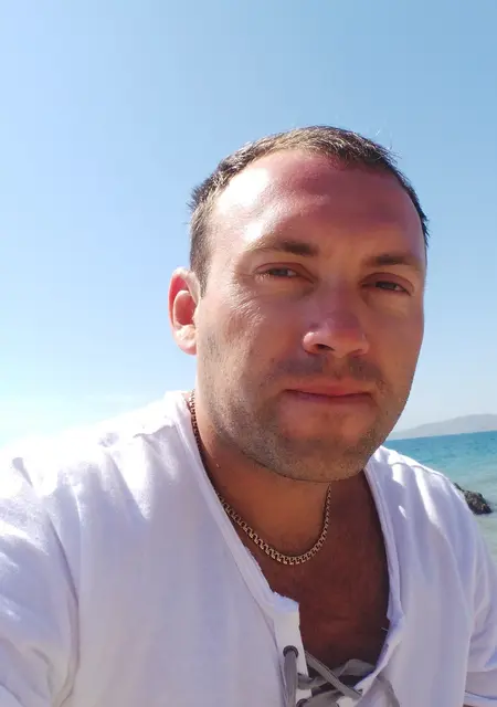 Я Александр, 42, знакомлюсь без обязательств в Новосибирске