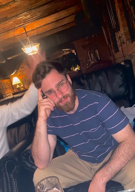 Я Deniz, 25, знакомлюсь для дружбы в Владикавказе