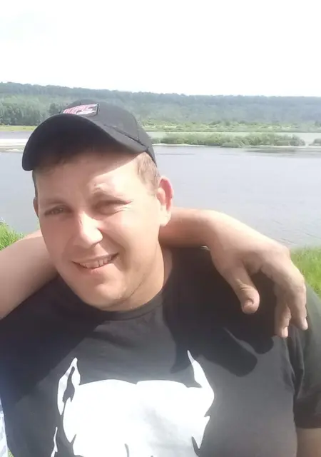 Николай из Юрги, ищу на сайте общение