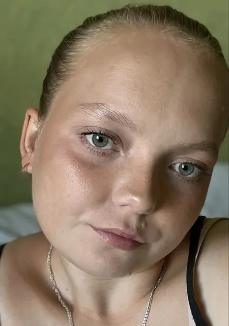 Аня из Кирова, ищу на сайте вирта